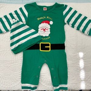 Baby’s first Christmas outfit